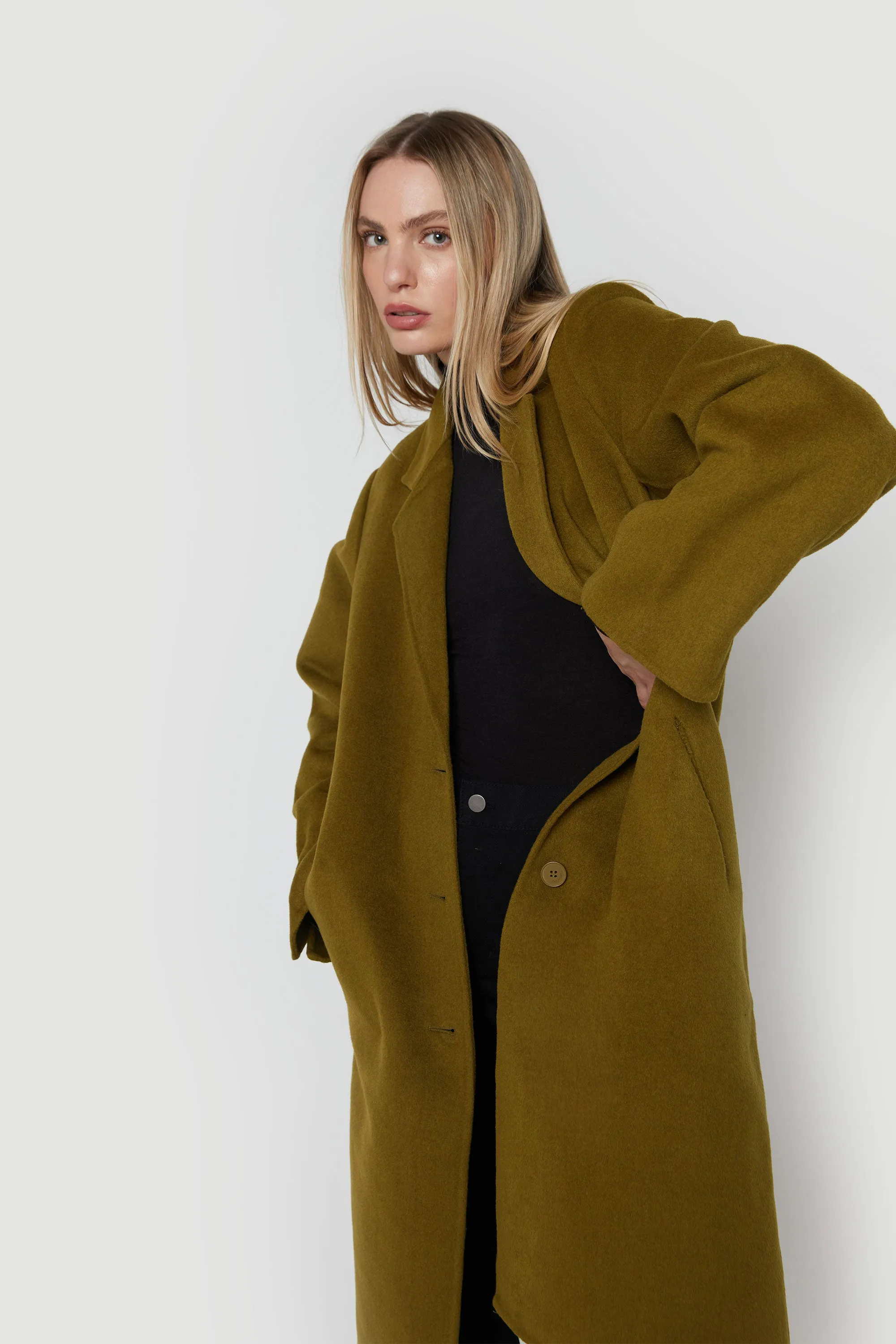 CLASSIC FIT WOOL BLEND COAT