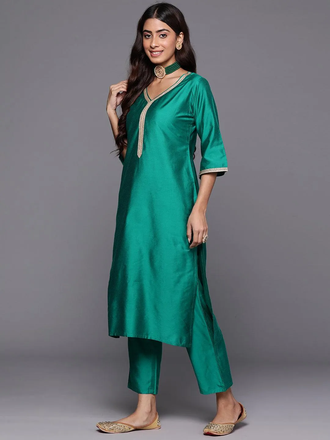 Green Solid Silk Blend Straight Suit With Dupatta