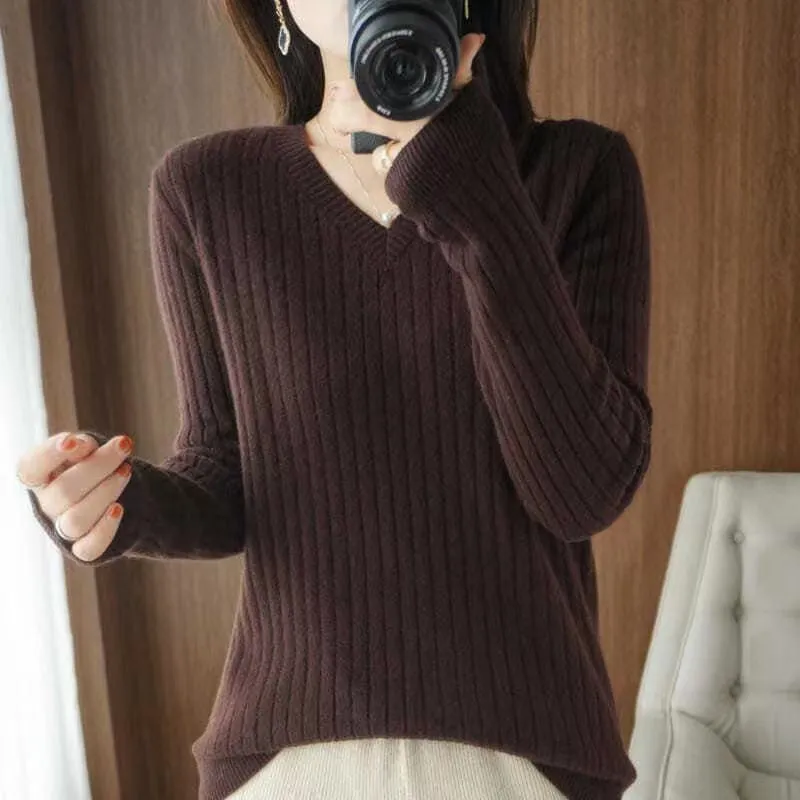 METAVERSMALL Autumn and winter trendy round neck V-neck long-sleeved outer sweater 2023 new thickened large size versatile temperament knitted sweater