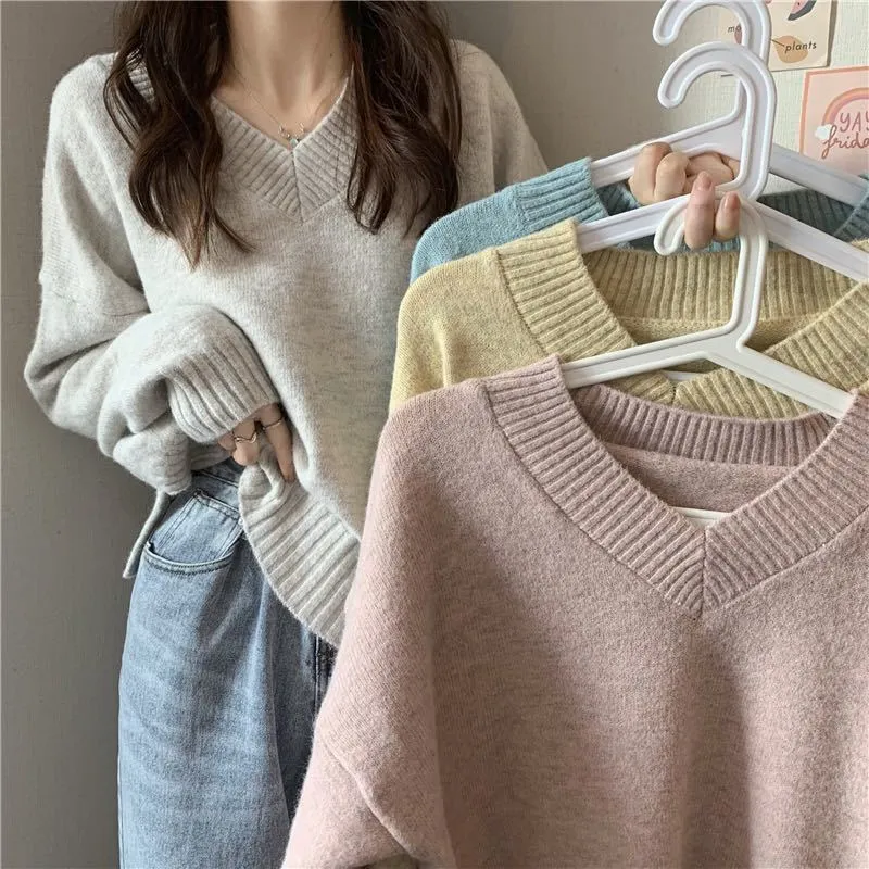 METAVERSMALL New Korean version V-neck pure desire wind premium primer sweater New cold-proof gentle sweet loose Taoyou knitted sweater