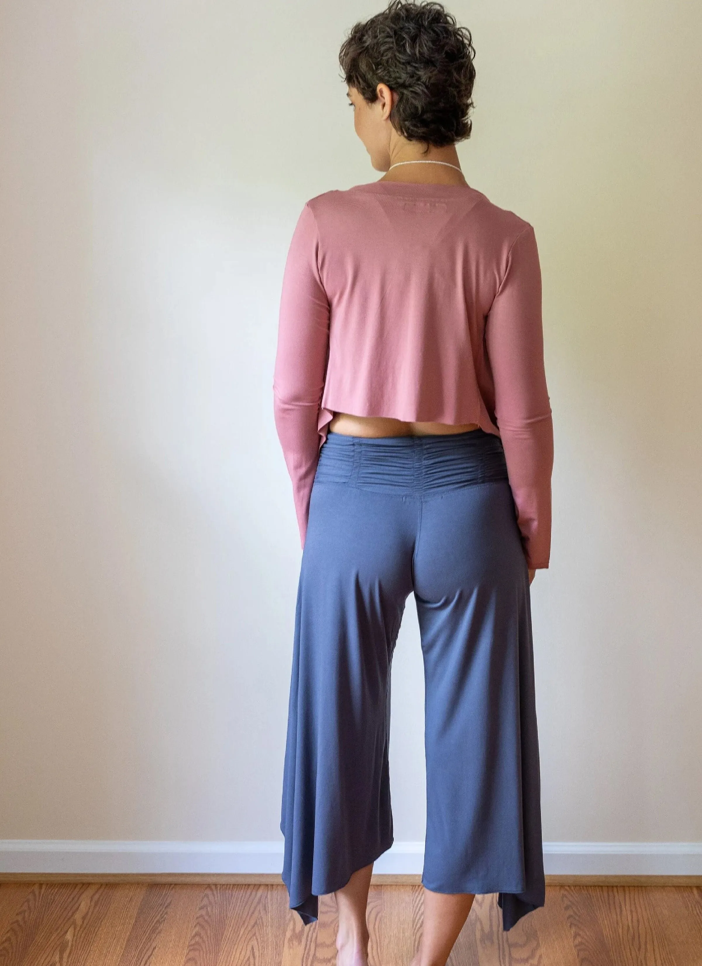 Ruched Waistband Wide Leg Gaucho Pants in Gray