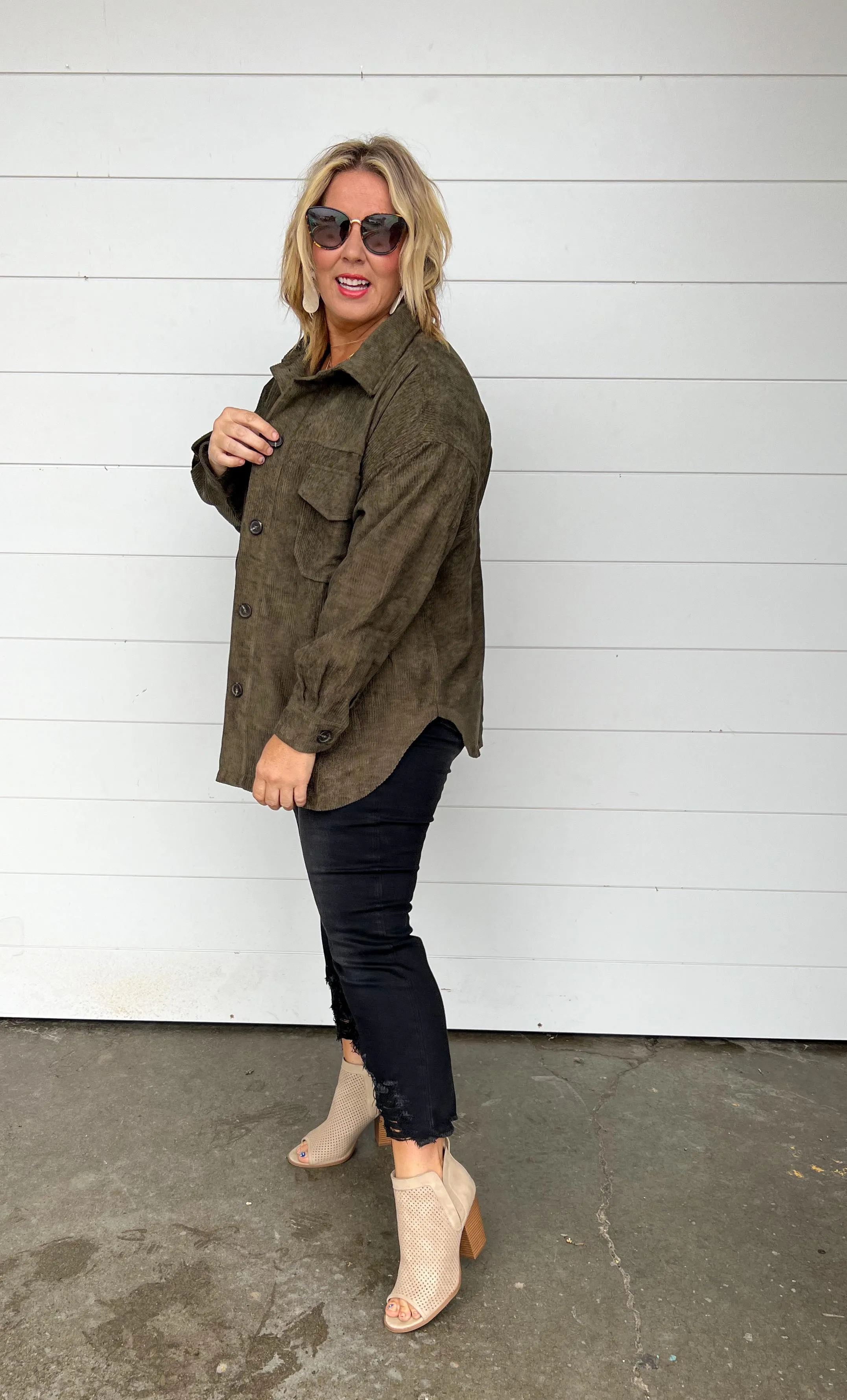 Sara's Steals & Deals: Oversized Corduroy Button Front Shacket - Part 2 - Final Sale