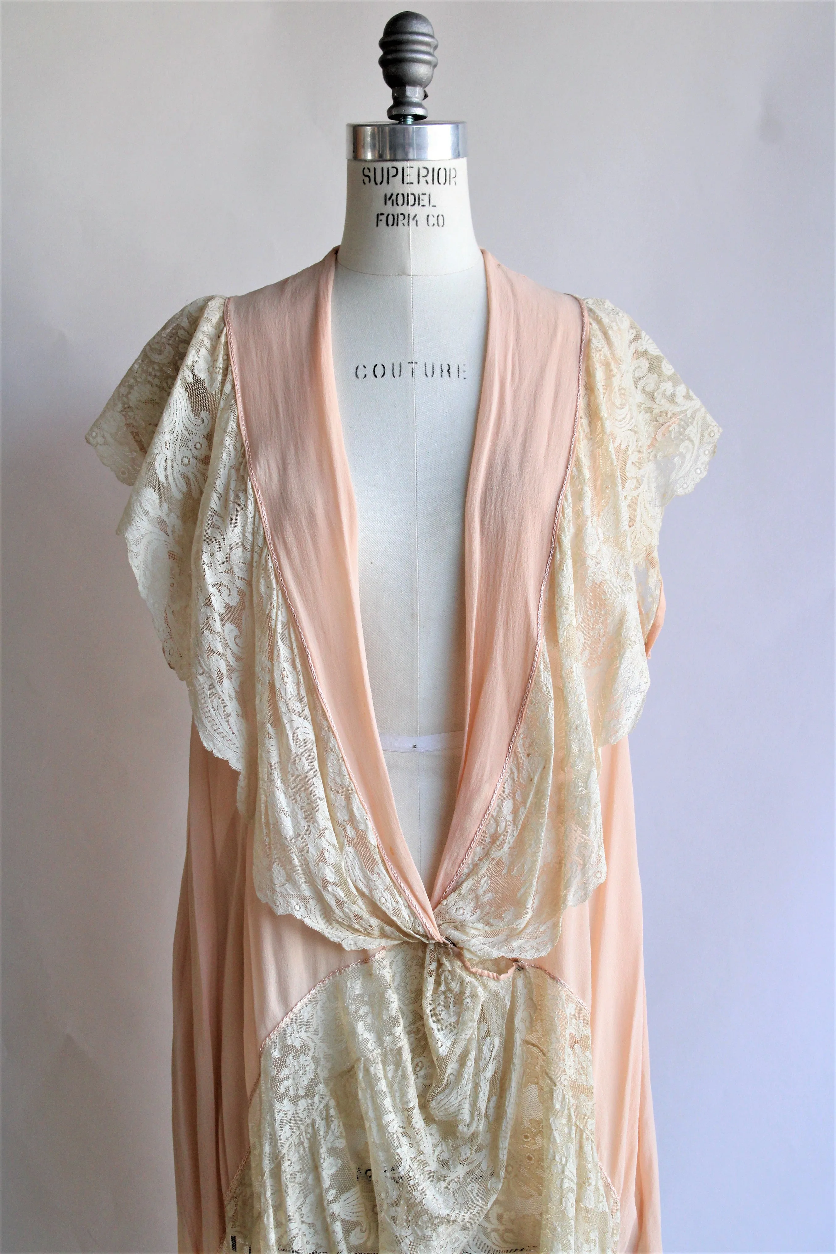 Vintage 1920s Silk Chiffon and Lace Boudoir Jacket