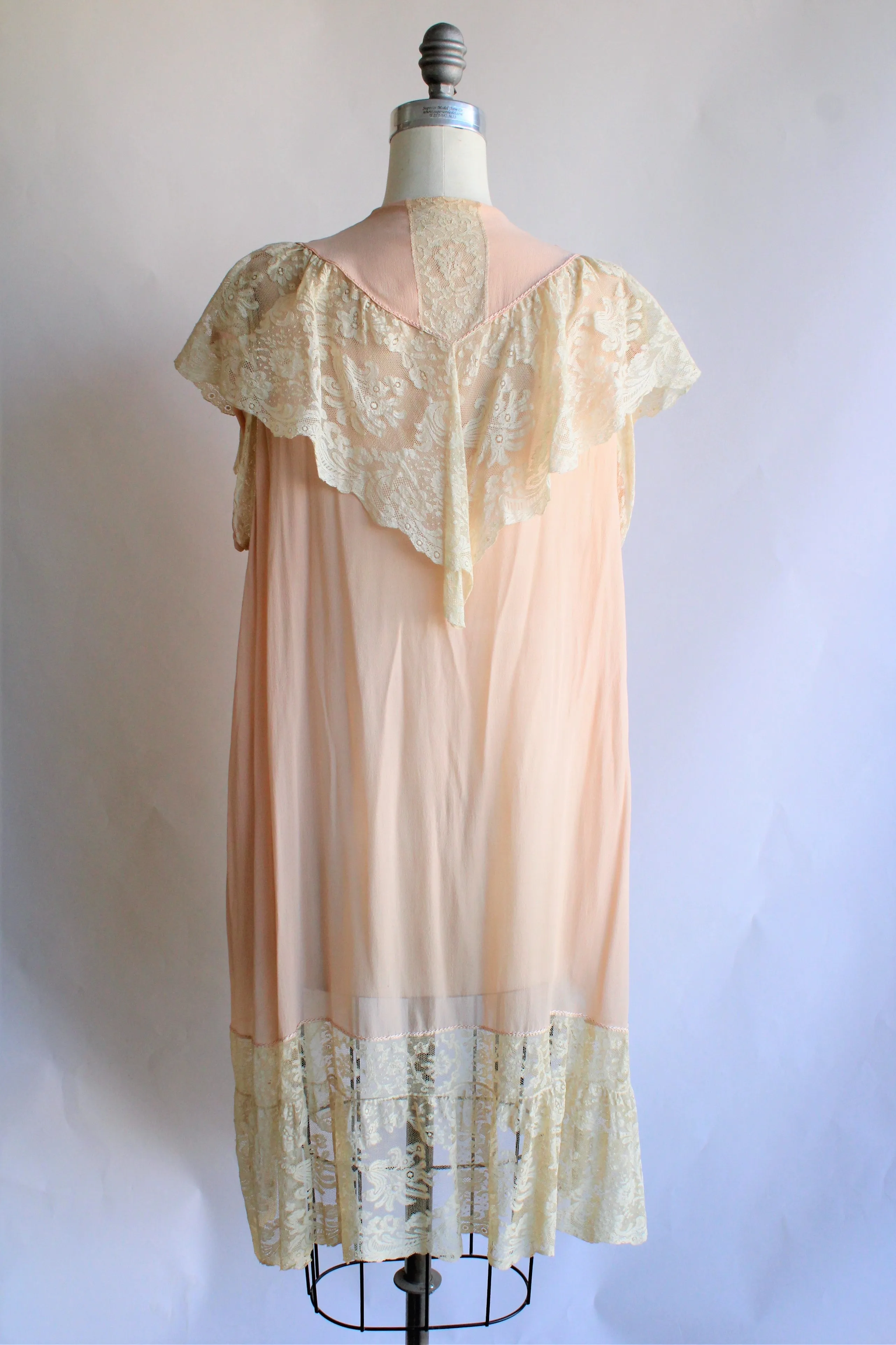 Vintage 1920s Silk Chiffon and Lace Boudoir Jacket